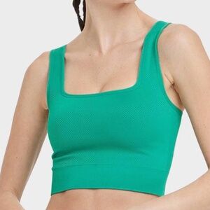 All In Motion Seamless Square Neck Cropped Tank Top